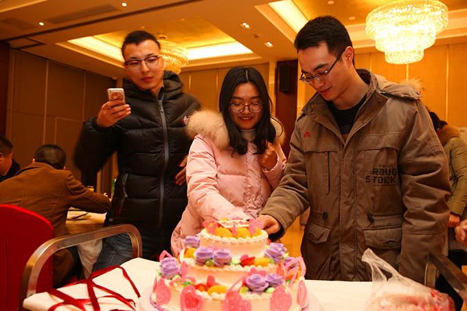 PGµç×Ó(¹ÙÍø)×îÐÂIOS/°²×¿°æ/ÊÖ»ú°æAPPÏÂÔØ