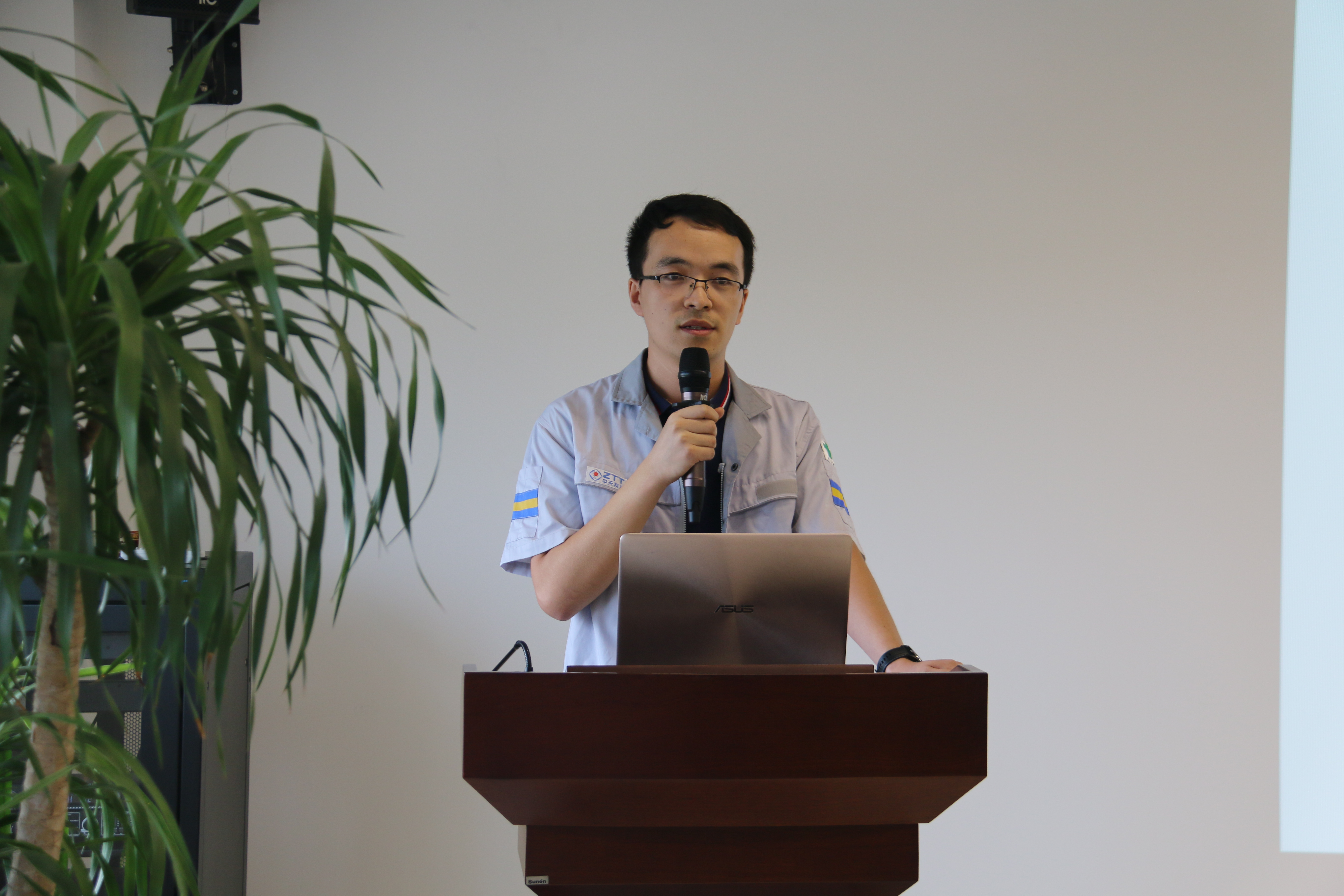 PG����(����)����IOS/��׿��/�ֻ���APP����