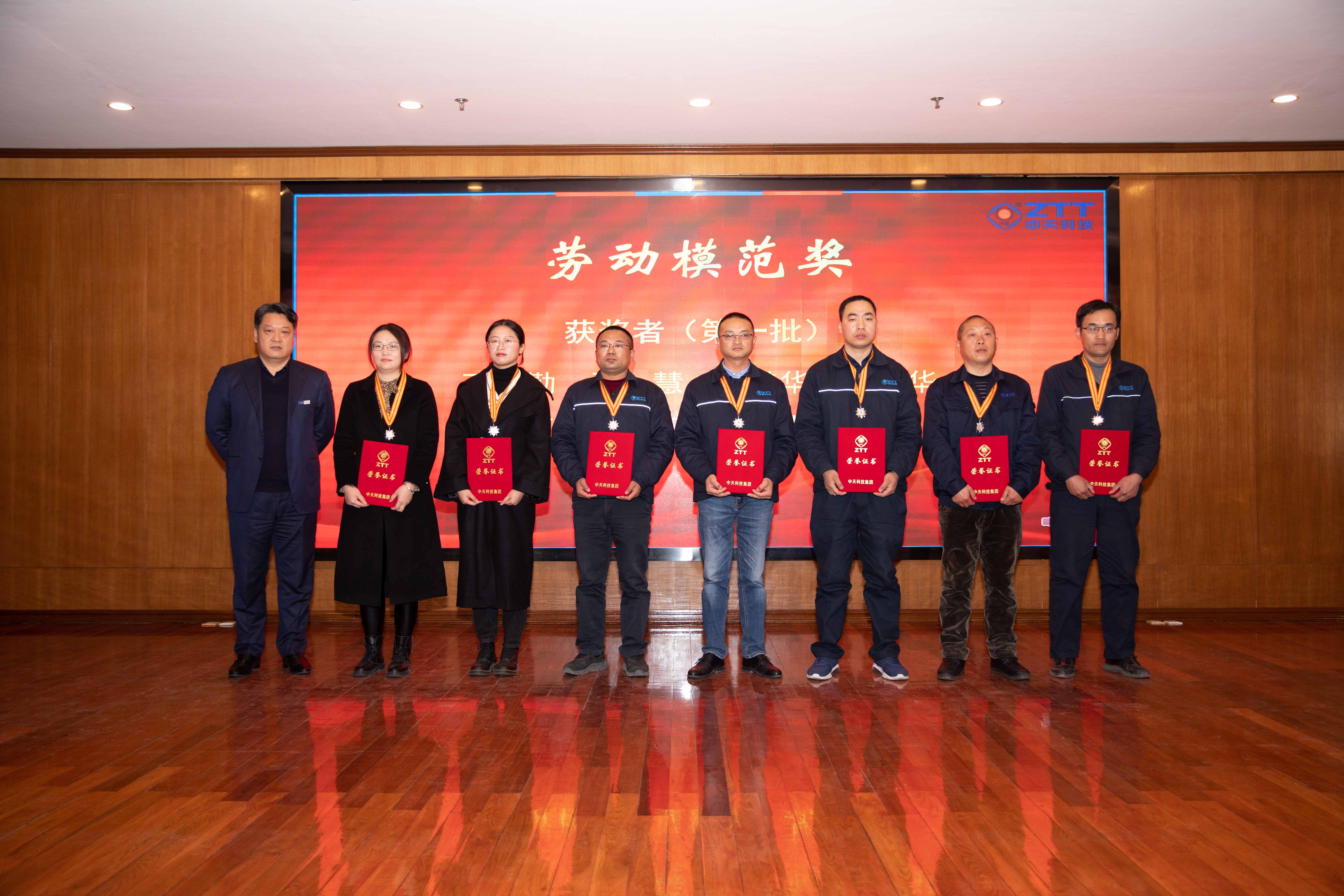 PG����(����)����IOS/��׿��/�ֻ���APP����